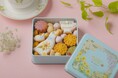【万平ホテル】夏の彩りを詰め込んだ、“花柄メニュー”のクッキー缶第4弾「万平ホテルフラワークッキー缶・夏」を発売