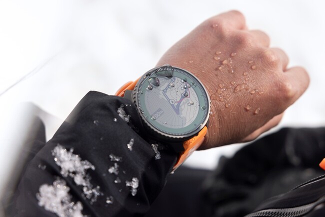 SUUNTO X MAMMUTの初コラボレーション！EIGER EXTREMEコレクションをベースにデザインした時計【SUUNTO X MAMMUT  VERTICAL TITANIUM】を発売！ | PR TIMES | 岩手日報 IWATE NIPPO