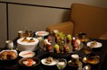 【パーク ハイアット 京都】「ザ リビングルーム」実り豊かな秋の味覚で叶う美食体験 - 秋限定アフタヌーンティー SUNLIT ＆ イブニングハイティー AFTERGLOW