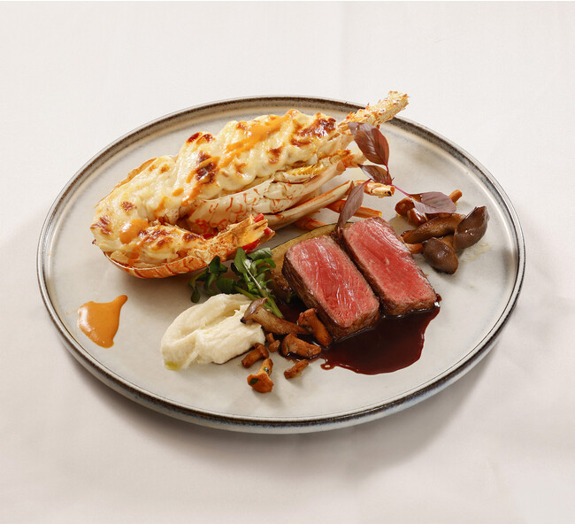 伊勢海老のテルミドール＆アンガス牛ロースのポアレ 赤ワインソース