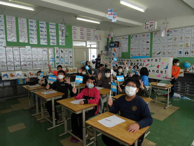 オリンピック・パラリンピック教育推進校に指定されている江部乙小学校の5年生16人
