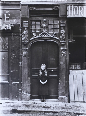 ウジェーヌ・アジェ《Port dans la rue Eau de Robec, Rouen》1908 1977 Courtesy of  ZEIT-FOTO SALON