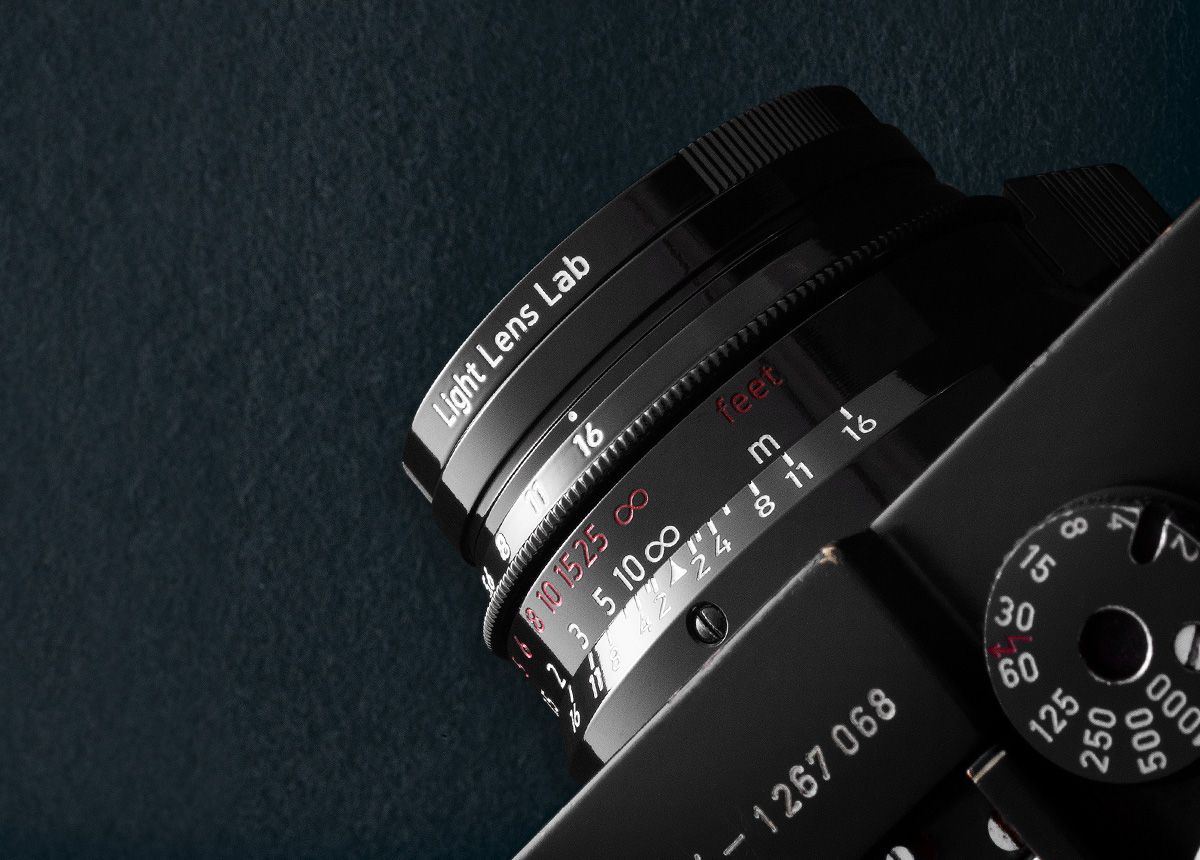 【限定色】LIGHT LENS LAB M 35mm f/2 ピアノブラック 発売