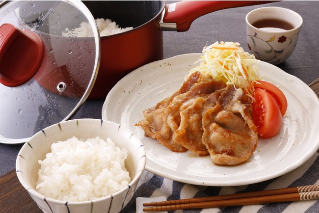 鍋で炊く白ご飯／豚の生姜焼き