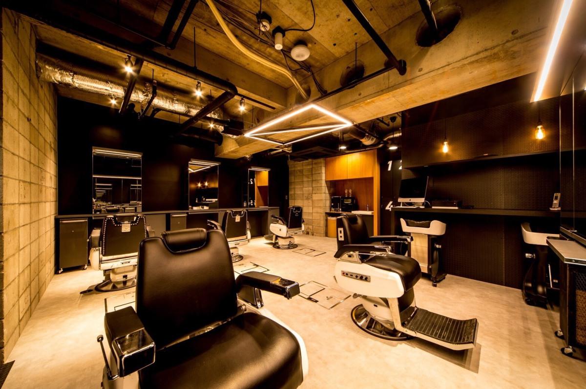 理容室でプロテイン Frank S Barber フランクス バーバー 日比谷店 人形町店のサブスク月額11 000円カット 通い放題プランでプロテインも飲めるように Arcami株式会社のプレスリリース