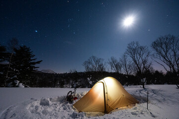 雪中キャンプイメージ