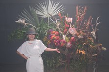 花はもっと、自由でいい。」フラワーアーティストTAKAI YOSHIKO×舞台