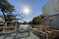 市民と作り上げた公共空間活用の実証実験「ステキなみちくさ」小田原城近くの史跡整備予定地で10月1日より実施!空間を楽しめる様々なアイテムが入った大きな棚が登場!