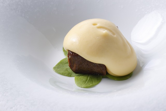 牛ほほ肉 ポレンタ サルサヴェルデ 牛ほほ肉 ポレンタ サルサヴェルデ