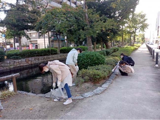 枝川緑道公園での清掃活動