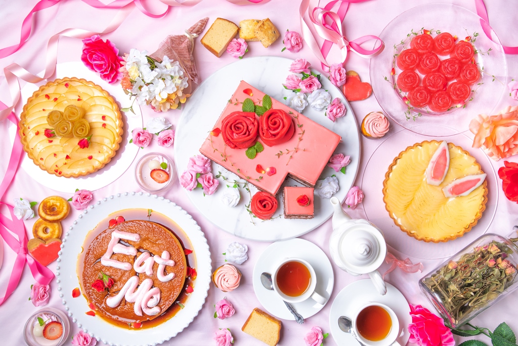 2020年春のランチタイムはお城でバラと紅茶の香りに包まれる…！「古城の国のティーパーティ～紅茶とバラのスイーツビュッフェ～」ファンタジーレストラン『古城の国のアリス』で開催！