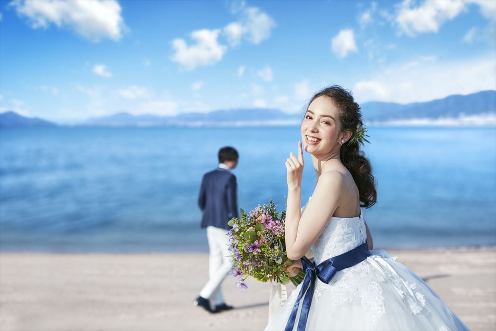 Withコロナ時代の結婚式 急な状況の変化にも対応する 挙式延期料無料 自己負担金0円 特別プランが登場 海が目の前に広がる広島 観音の貸切邸宅ウェディング カーサ フェリス Ddホールディングスのプレスリリース