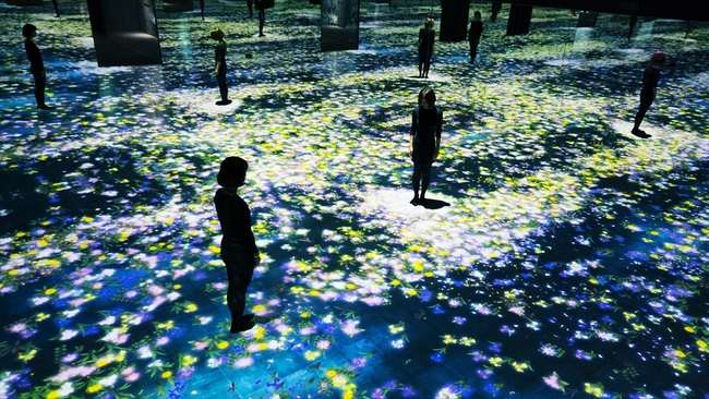 チームラボ 踊る アート展と 学ぶ 未来の遊園地 日本科学未来館 おかげさまで来場者数10万人を突破 チームラボのプレスリリース