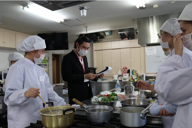 (C)?XeroJapan, Inc. (C)?XeroJapan, Inc.