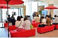 抹茶、茶菓子そして茶室を学生たちが考案した日本女子大学食科学部の開設記念イベント「千人茶会」を実施