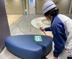 ベンチへの施工
