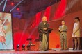 山本能楽堂、能楽の魅力を世界へ発信する活動が評価され、演劇界への国際的な功労者を称える「ウォーク・オブ・フェイム」を受賞