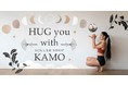 スポーツ中も安心の吸水ショーツ「HUG you」が、サッカーショップKAMOを展開する加茂商事と提携し、女子サッカーの発展をサポート開始。