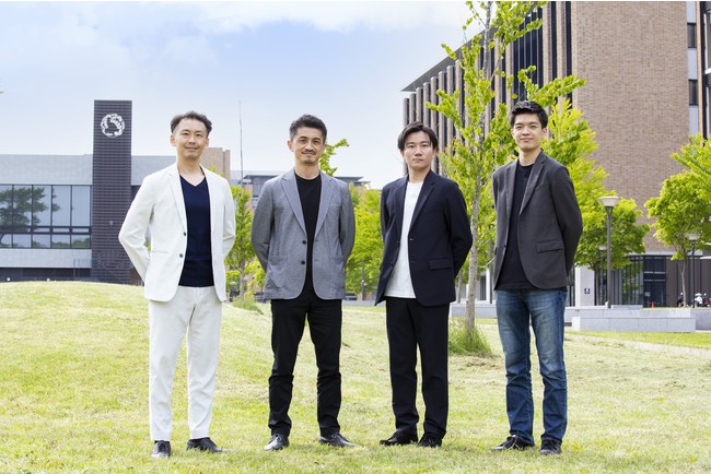 左からCTO桒原、COO宮丸、CSO河邊、CEO小林