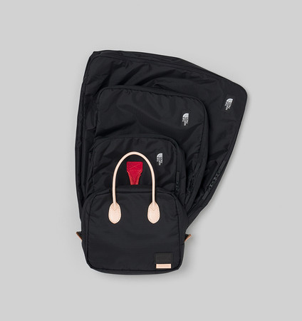 THE NORTH FACE Hender Scheme Travel Kit | www.fleettracktz.com