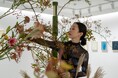 アーティスト・華道家ruteNが、東京・大手町で開催される「宮崎市制100周年記念ふるさと交流会」にて生け花パフォーマンスを行う