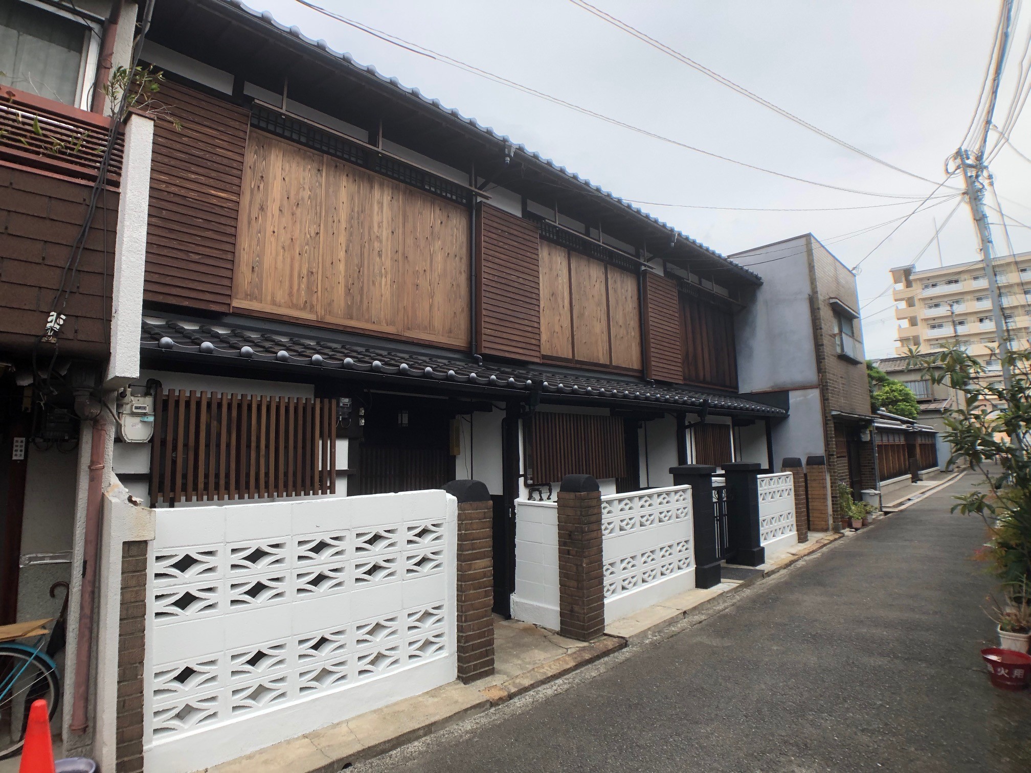 D74225 1 366065 0