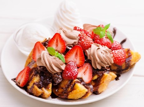 チョコ&ストロベリー レギュラーサイズ 1,800円(税込1,980円) チョコ&ストロベリー レギュラーサイズ 1,800円(税込1,980円)