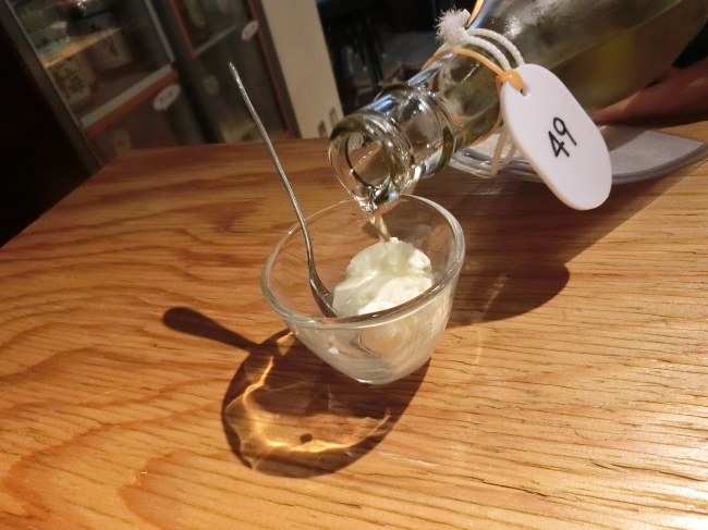 日本酒とアイスのマリア―ジュ