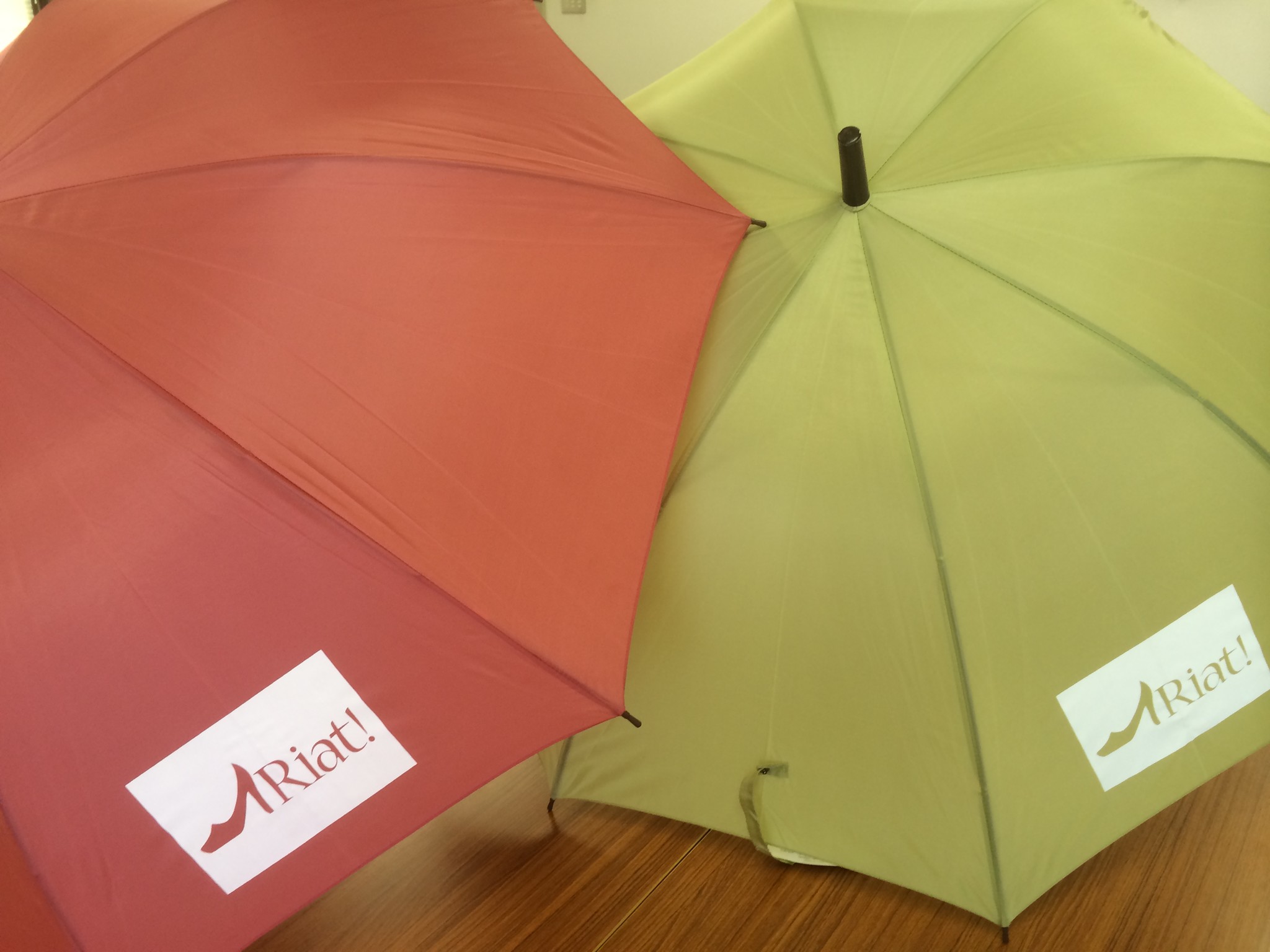 Riat エコクラフト で 急な雨にお困りの方に傘の無料貸出を開始 イオン株式会社のプレスリリース