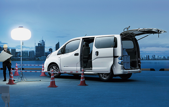 日産「ｅ-ＮＶ２００」