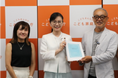 ベビカムが「こども家庭庁」を訪問。2児の母 加藤鮎子大臣へ『妊娠・育児中のママ・パパの声』を届けました!開発中の子育てAIツールの紹介も。