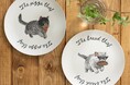 【グルメ泥棒猫にご用心】雑貨ブランド「Jubilee」から ピザやパンを盗む泥棒猫モチーフのバンブープレートが新発売