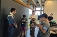 本物のレース機を前に、子どもたちが"突撃取材"。福島の未来の記者が世界に一つの号外を制作｜福島民報・福島民友が特別協力