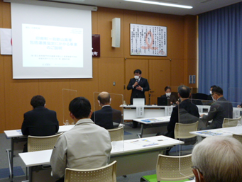 和歌山高専地域共同テクノセンター長 綱島教授による包括連携協定の説明