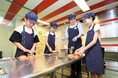 【MOS】キッザニア東京「ハンバーガーショップ」パビリオンで好評につき再登場 大豆由来のソイパティを期間限定で導入