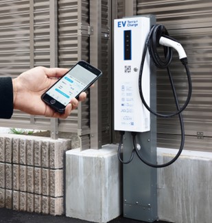 ダイナムに導入予定の6kW普通充電器