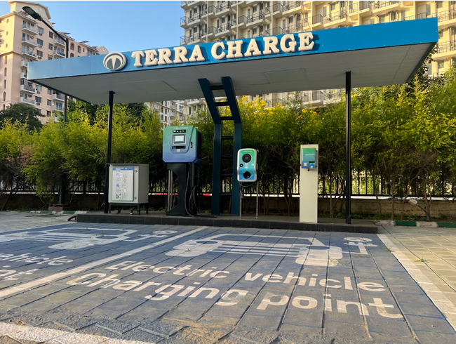 インド国内では日本企業初、EV充電インフラ事業「Terra Charge」を提供