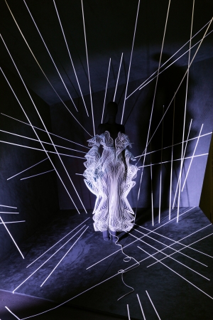 Extended Indefinitely – Iris van Herpen and Esther Stocker