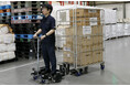 歩行負担を最大9割削減。低コストで搬送業務を自動化する台車牽引ソリューション「Carry Link」を発表