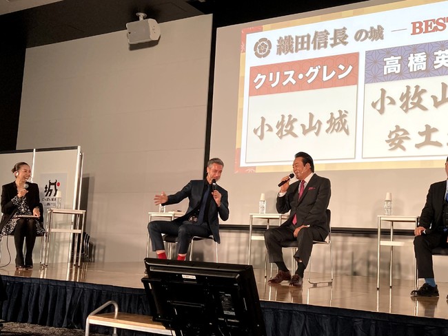 記念トークショーの様子 記念トークショーの様子