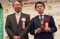 新たに棋士となった山川泰熙四段へ「J:COM賞」贈呈　―将棋界を担う次世代を支援―