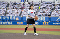 古川琴音さんがZOZOマリンスタジアムに登場 観客の声援をパワーに、人生初のファーストピッチセレモニーに挑戦!