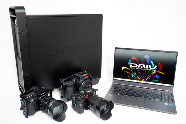 左：DAIV Z7-MVPR（製品にカメラは付属しません）