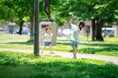 猛暑が子どもの発達機会を奪う? 夏休みの外遊び時間『30分未満』が約4割。気候変動が学びと体の発達に影響、子どもの外遊び実態からの警鐘