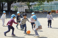 5歳前後の子どもの不安や困りごと、65.8％が就学後も「続いている・気になる」、63.7％が「もっと早く相談・支援につながっていればよかった」。相談タイミングを逃さないための支援の重要性が浮き彫りに
