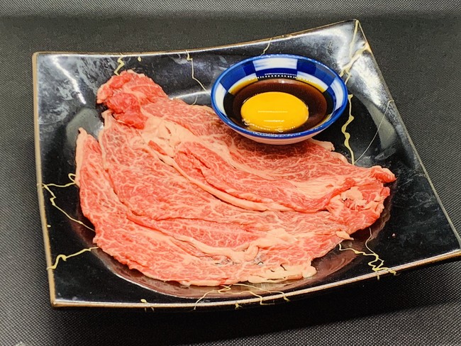 卵といっしょに食べる「国産牛焼きすき」