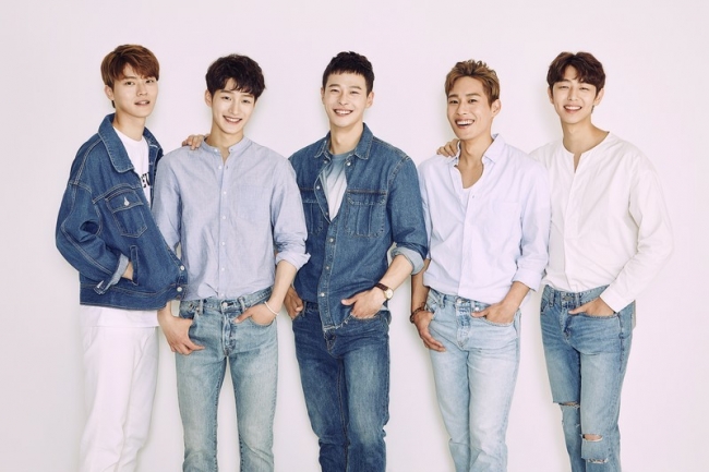 購入の割引 History of 5urprise 写真集 コンミョン サイン入り | www 