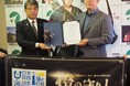 青森県下北郡東通村「尻屋埼灯台」を擬人化したキャラクターが完成！「燈の守り人」製作委員会プロデューサーが畑中稔朗村長を表敬訪問しキャラクター贈呈式を実施しました