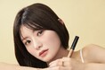 アイブロウ専門サロン『Une fleur』から、質感そのままラメで魅せる「眉マスカラ」 発売