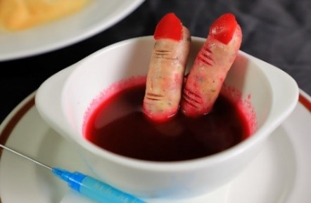 生き血と指 ビーツの スープ